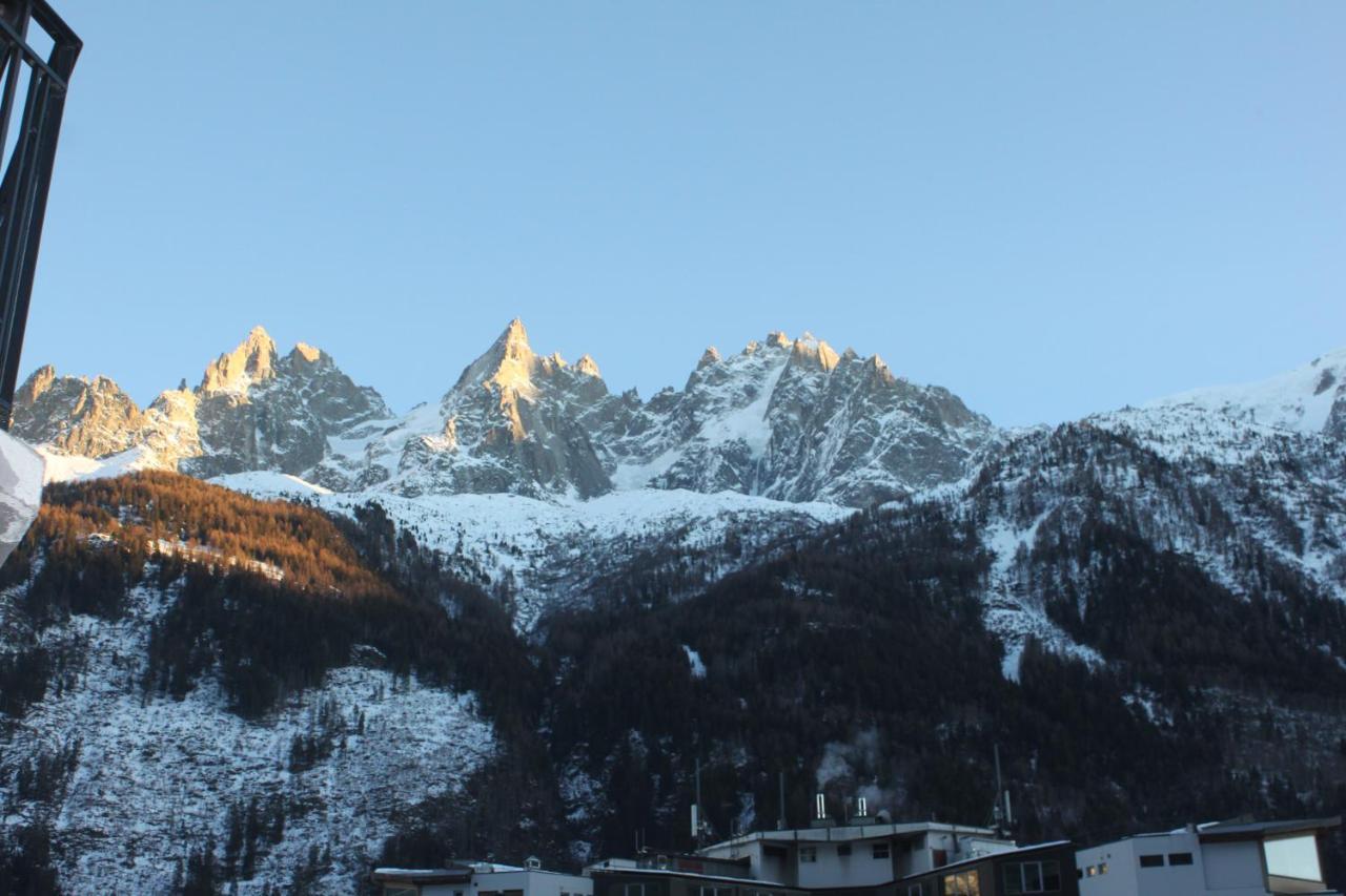Appartement Le Savoisien Chamonix Luaran gambar